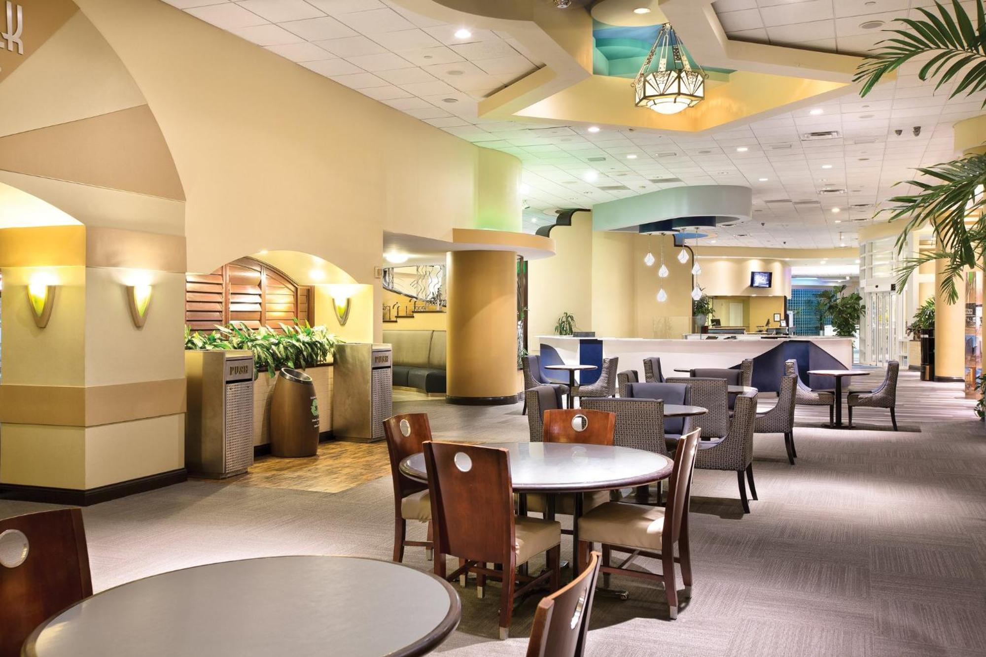 Ocean Walk Resort Daytona Beach Bagian luar foto