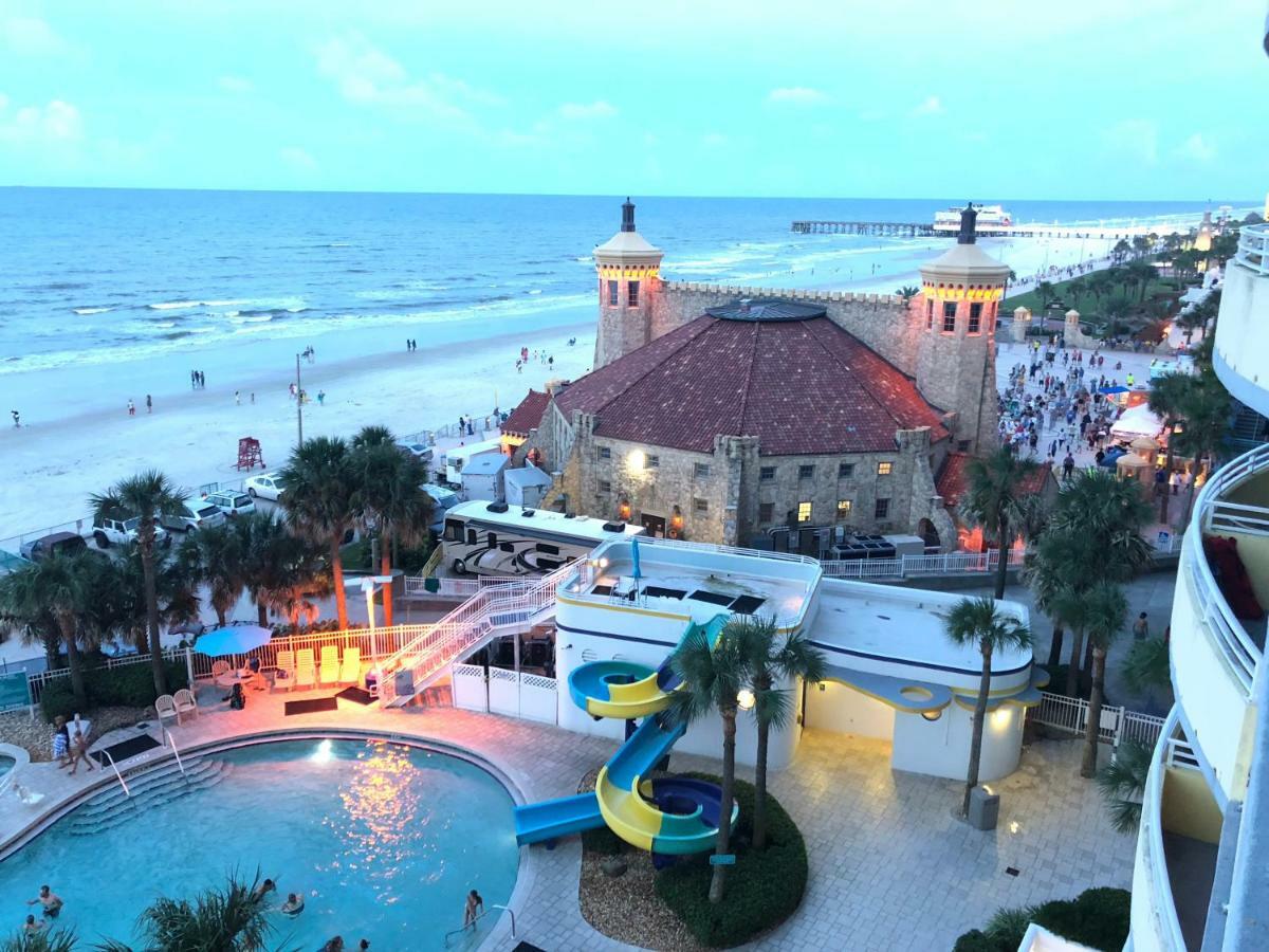Ocean Walk Resort Daytona Beach Bagian luar foto