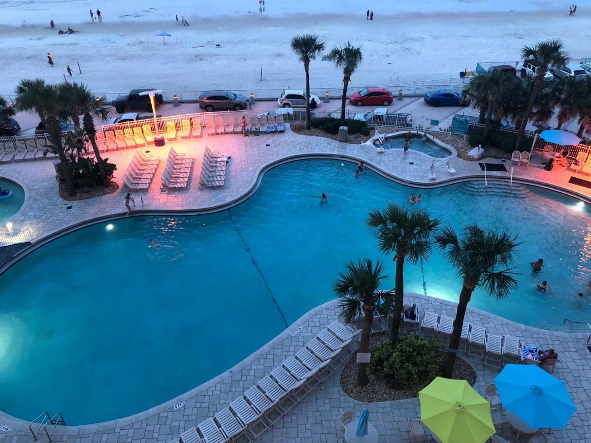 Ocean Walk Resort Daytona Beach Bagian luar foto